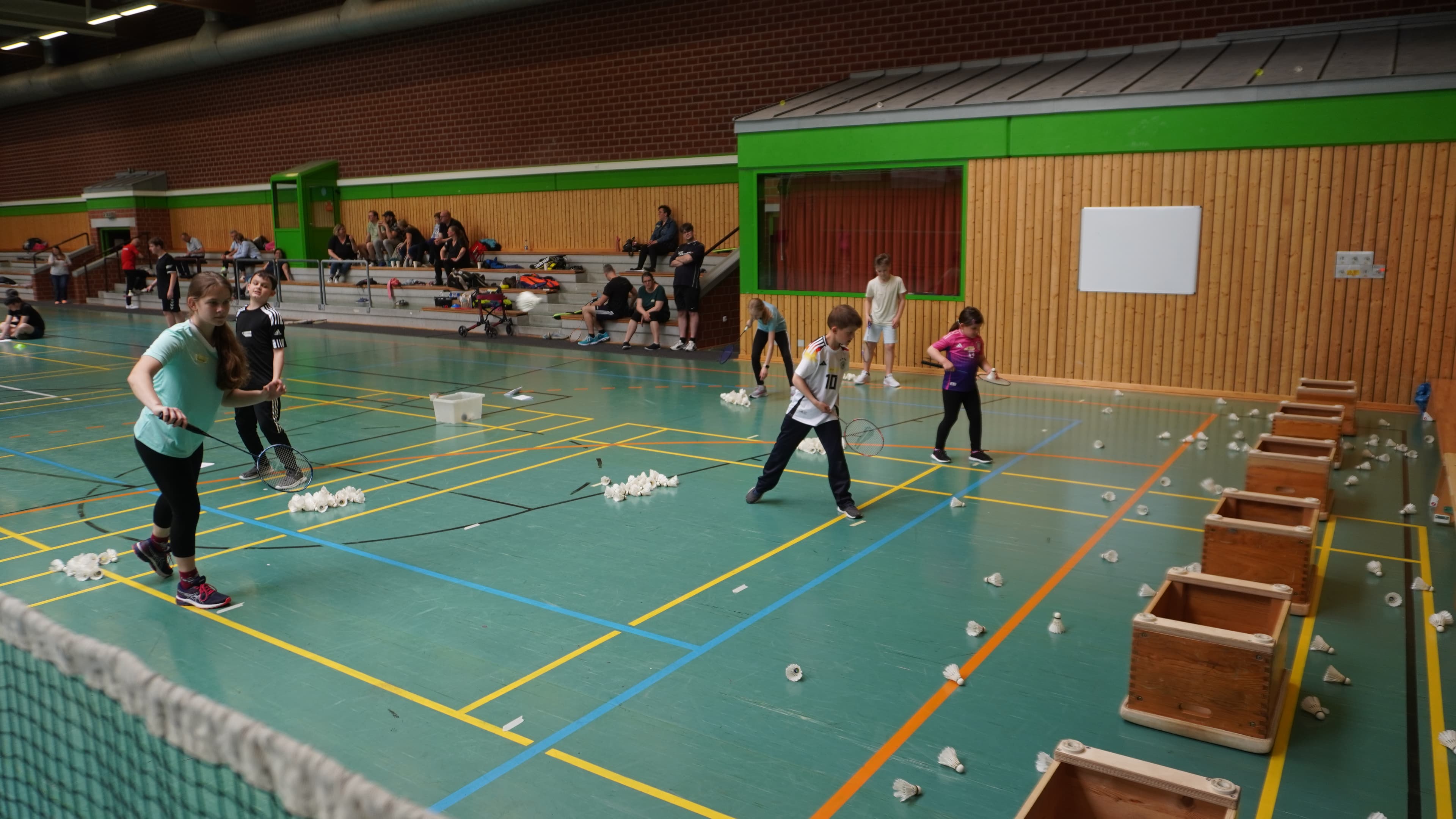 Badminton Familientag – articles/1779462344116-f745a528-4b5e-4534-ab39-22de0888d2a2.jpg