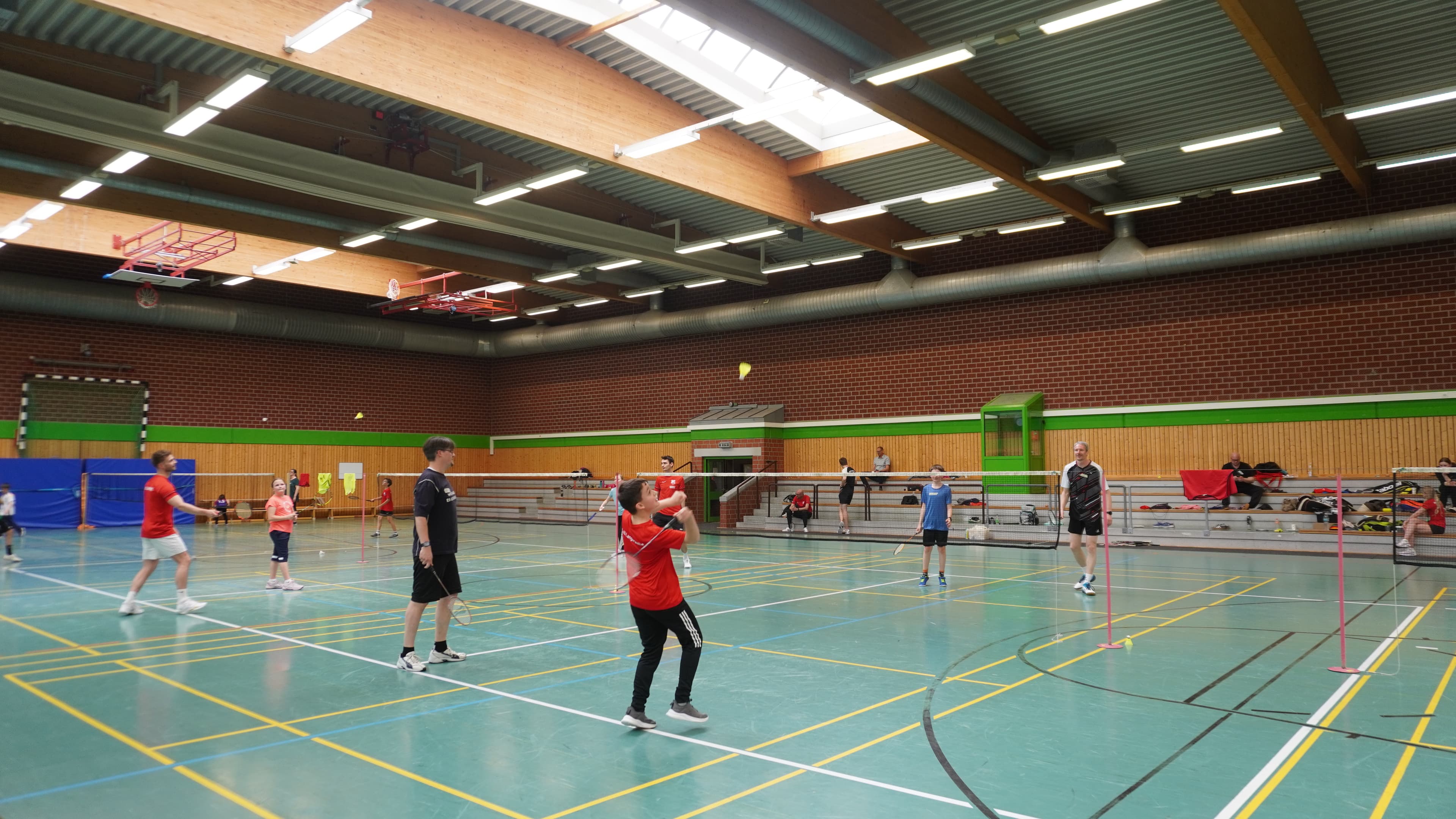 Badminton Familientag – articles/1779462705504-5e82171c-b935-4222-be2f-554b6fd0c153.jpg