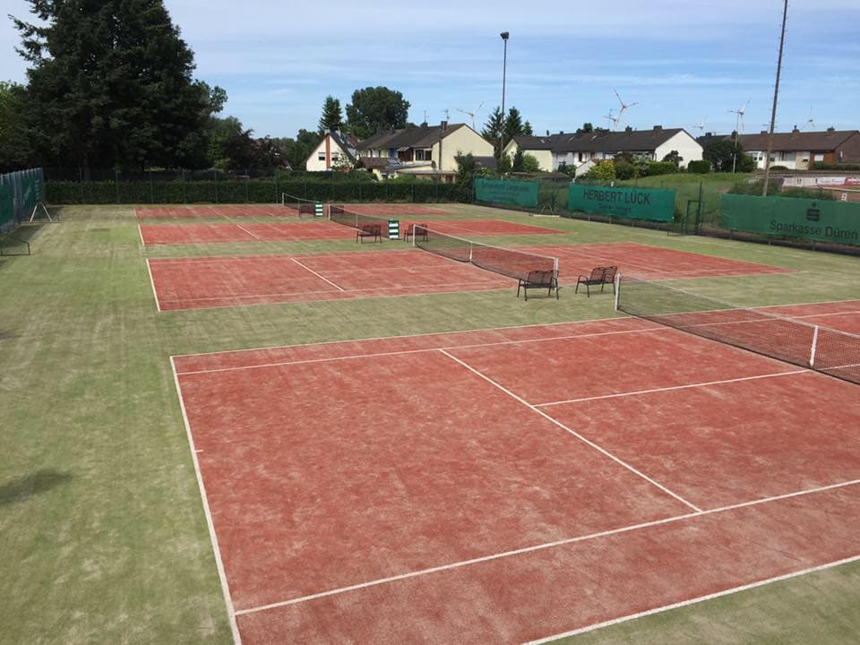 Tennisanlage